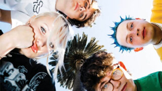 サウス・アーケード、夏の到来を予感させる新曲「SUPERMAN」のミュージック・ビデオを公開