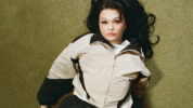 ローラ・ヤング、ジェイムス・ブレイクと共作した新曲「From Down Here」をリリース！