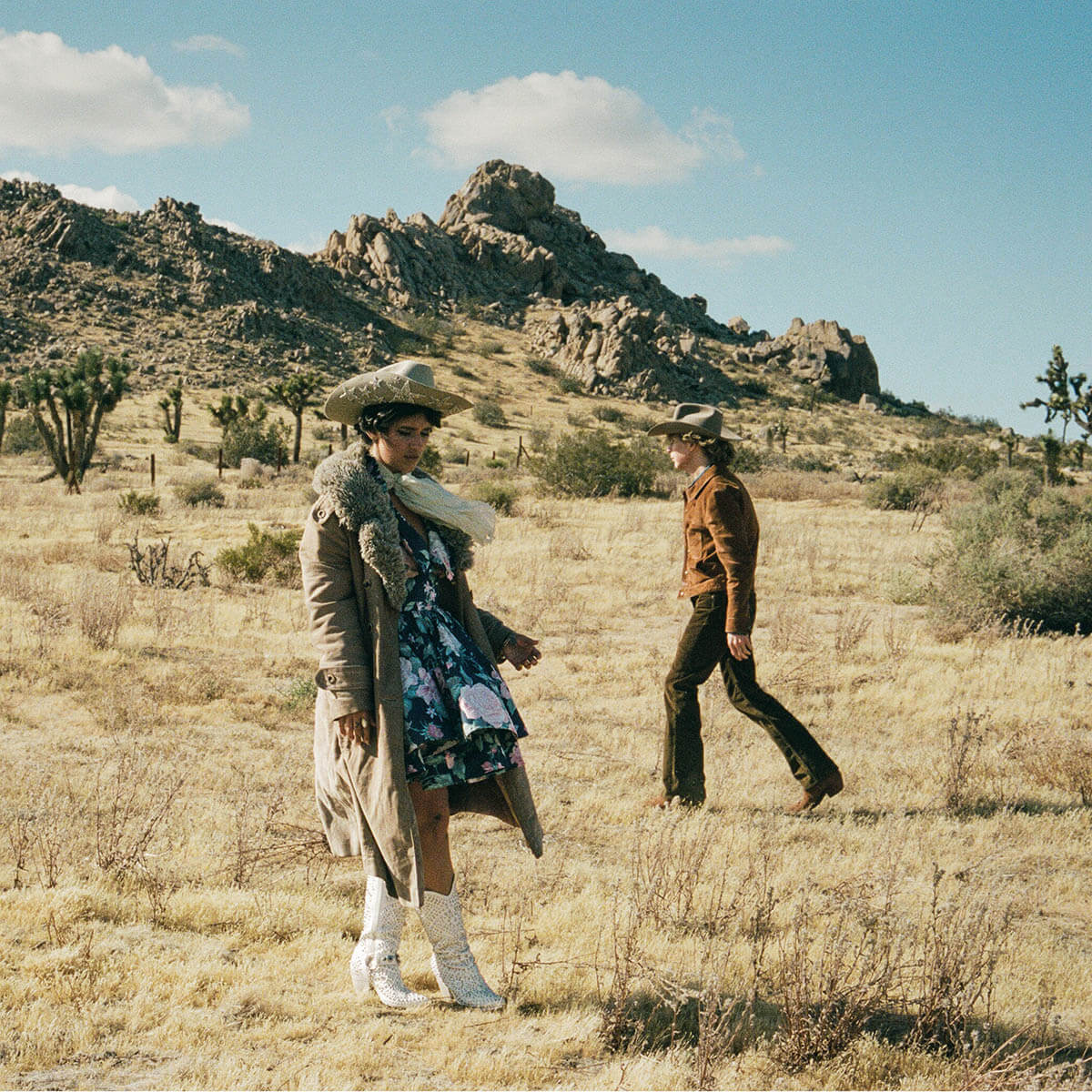 Beck「Ride Lonesome (feat. Sierra Ferrell)」
