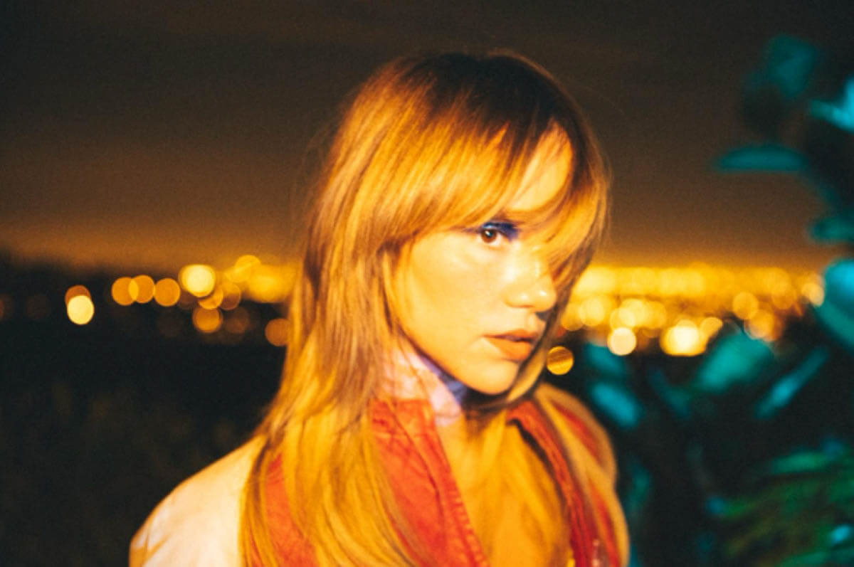 Suki Waterhouse